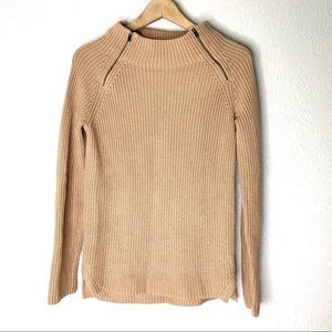 Banana Republic camel mock neck sweater size xs